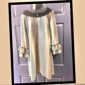 Precious RU Apparel dress w/ lace collar! Like new